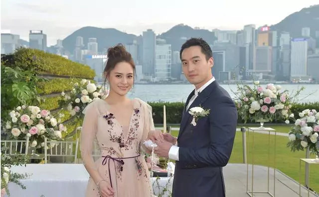2018年宣布結婚的明星們:第一對羨慕,最後一對幸福甜蜜!
