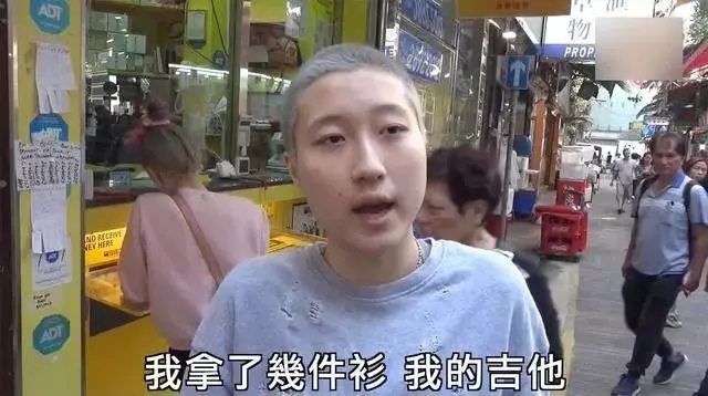 成龍19歲女兒「淪為乞丐」:毀掉她的只是可怕的原生家庭嗎?