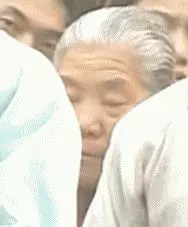 讓人笑瘋的影視一瞬間,比穿幫鏡頭還爆笑的「亮點」,臨演根本是來砸場的嘛!