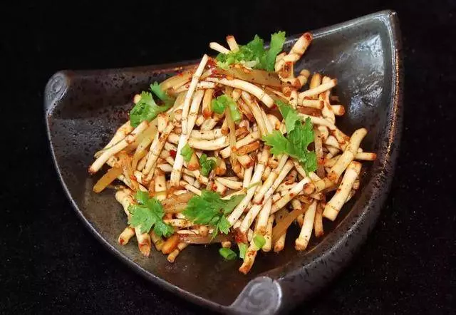 多吃這四種草 營養美味還能治病
