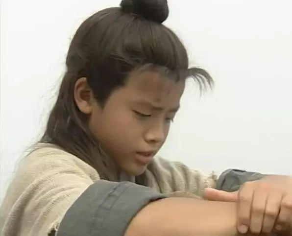18年過去了,TVB版《倚天屠龍記》中的小演員長大後在做什麼?