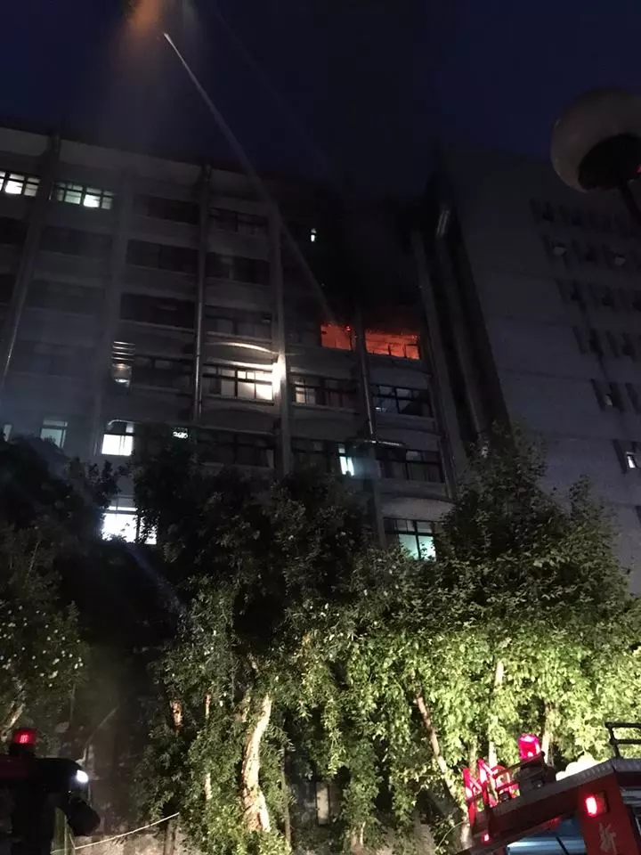 台北醫院護理之家大火奪9命 總機疑似無人接聽延誤「黃金10分鐘」