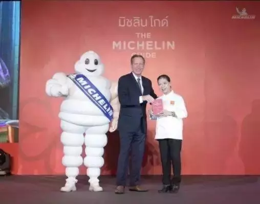 花了30年,72歲奶奶把蒼蠅小館做成米其林星級餐廳但她卻嫌煩,吵著要把星星退回去···