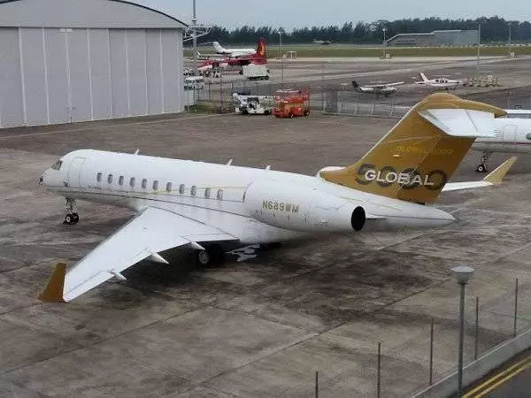 拿了遊艇 還要拿回飛機 敦馬:要索回被偷的錢