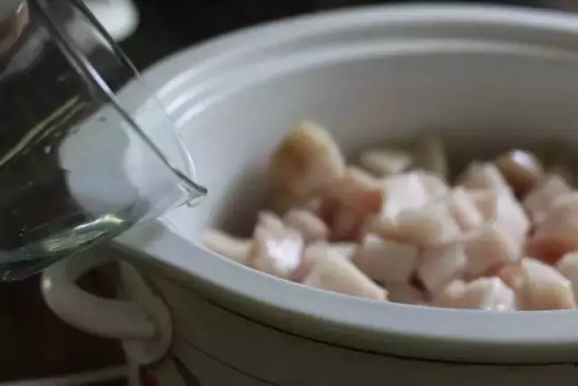 煮飯用熱水還是冷水?90%的人都做錯了真想不到