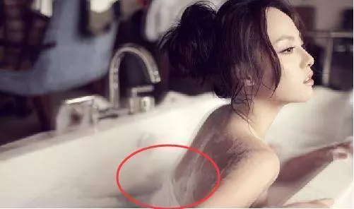 演員拍戲時的下半身是什麼狀態?看了不要笑