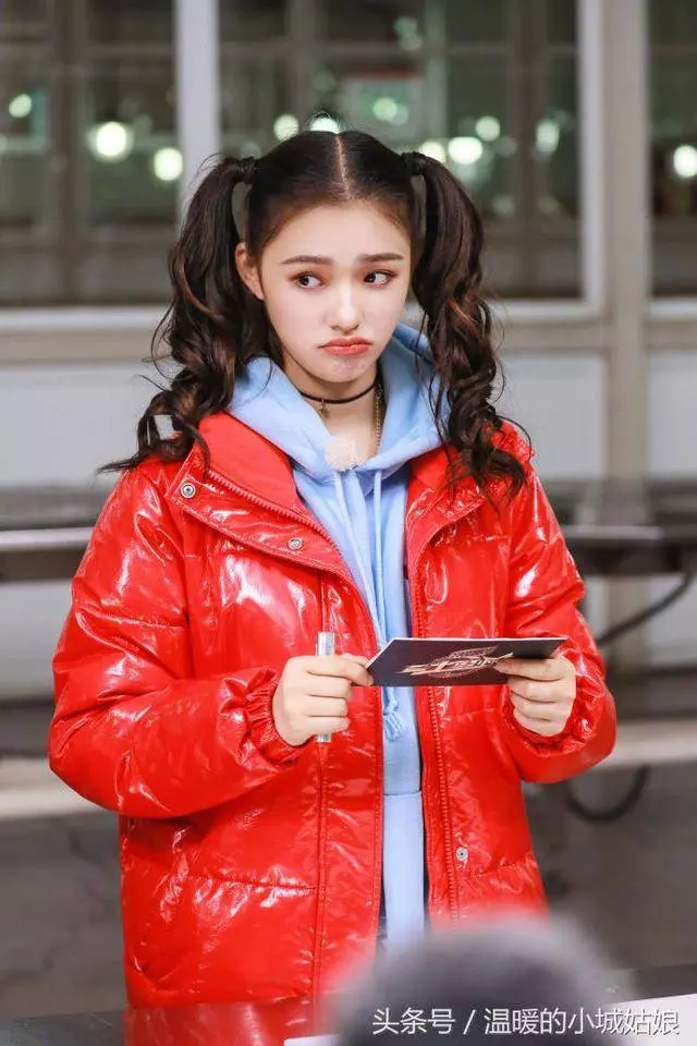 女星雙馬尾造型,楊穎像鄰家女孩,謝娜年輕10歲,趙麗穎萌到我了
