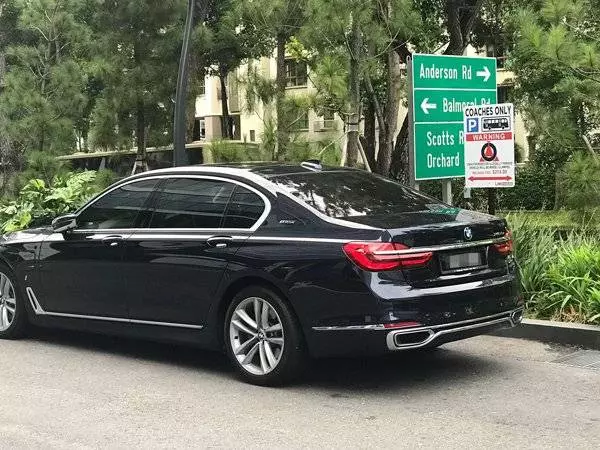 大馬私召車獅城搶客 計程車司機很不滿