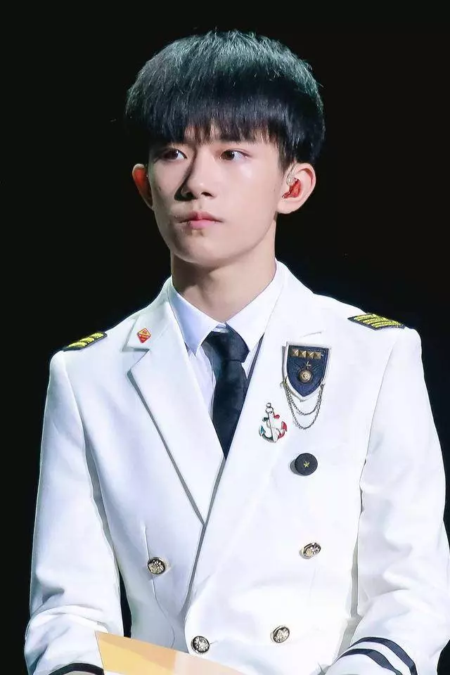 有錢都治不好病的6位歌手,謝霆鋒周杰倫上榜,最小的才18歲