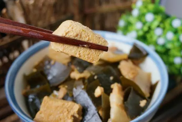 豆腐這樣做比炒著燉著都好吃,超級入味
