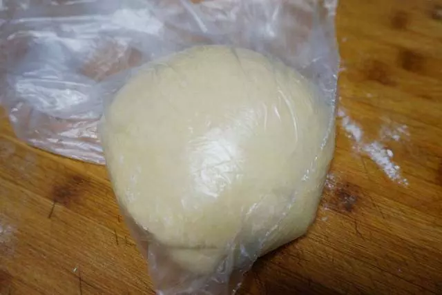 炸油條,不用泡打粉,照樣酥脆美味,比買的好吃又放心