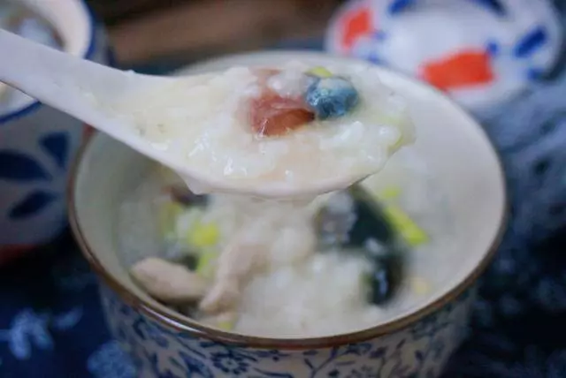 早餐就愛這個粥,15分鐘就熬好,粘稠又好喝,每次都喝精光