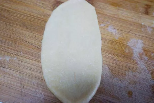 1碗麵粉,4個雞蛋,不用烤箱,不加一滴水,輕鬆做出鬆軟小麵包