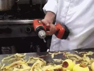 20種腦洞大開的偷步方式~~~ #1上學日當校巴,週末當起重機