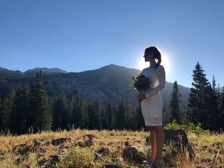 新娘都玩超嗨 23張「怪出獨特風格」的新世代婚禮現場照
