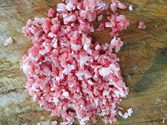 為什麼你炒茄子老是發黑?教你簡單一招,賣相十足,好吃又好看