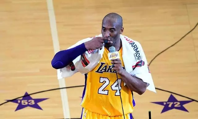 科比首次談到自己的NBA接班人!科比:我希望他超越我的所有!