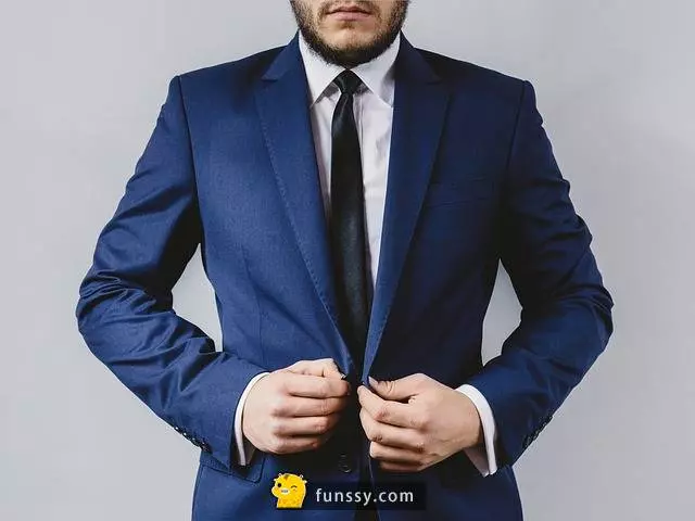 22件衣著單品需要清洗的頻率 #2 絲襪、褲襪 : 每次穿完應該手洗