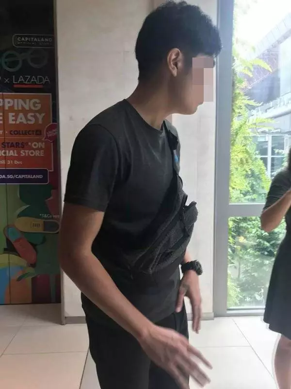 多琳在面子書貼文,分享自己在新加坡商場更衣被偷拍的事故