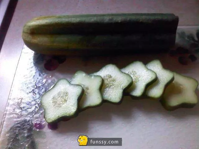 22個你這輩子超想見到的超特別食物 #2紅蘿蔔形狀的檸檬