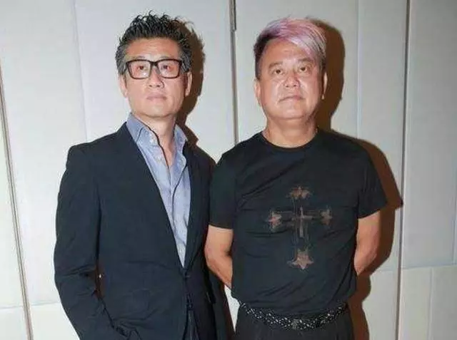 曾是周星馳「御用配角」,23歲成富豪,經歷兩次破產如今身價十億