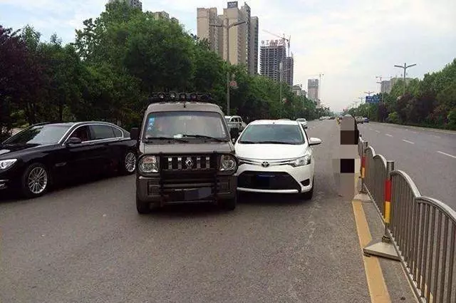 用WAZE開車 司機中交警罰單? 大馬警方迅速做出回應~快看