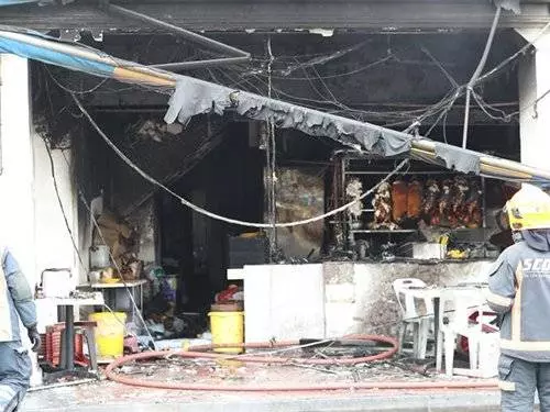 牛車水老燒臘店火災 員工抱收銀機逃命