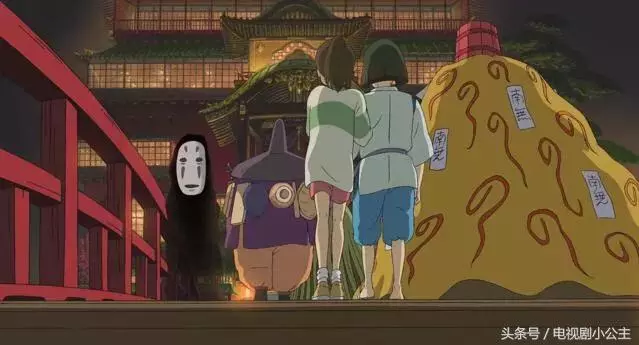 《神隱少女》:橋上路過那麼多人,為什麼無臉男只喜歡千尋?