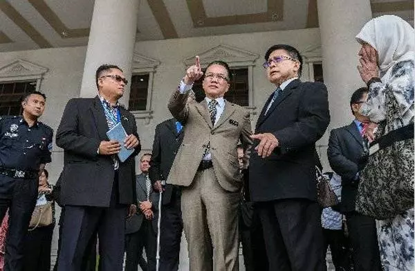 法庭大廈問題不斷 劉偉強:柱子裂縫 天花板損漏 冷氣設備不足