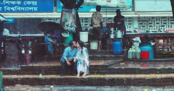 拍情侶接吻照 孟加拉攝影師遭革職