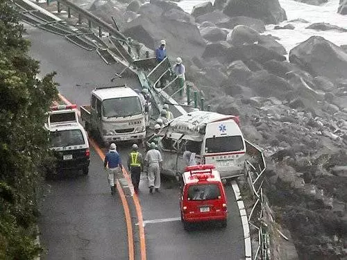 颱風「雲雀」 登陸日本 至少16傷