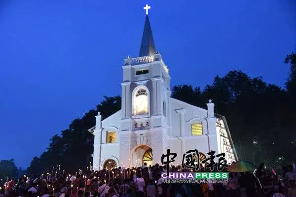 林冠英出席大山腳聖安納慶典
