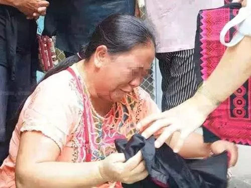 輪姦拍照勒索 妹子服毒自殺 - 大馬最讚