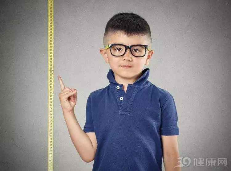矮真的不是基因錯讓孩子長高,試試做好這5件事