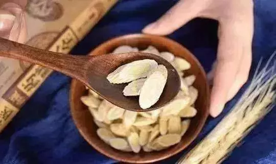 每天喝一杯,安全度過生命高危期,保命延壽名醫天天都在喝