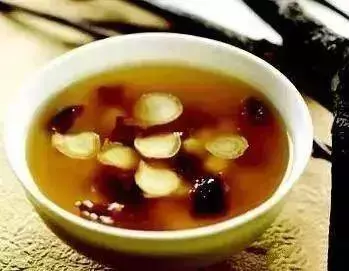 每天喝一杯,安全度過生命高危期,保命延壽名醫天天都在喝