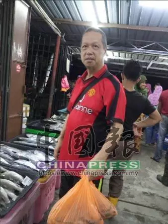 [ 最新消息 ] 大頭蝦一隻只賣80仙