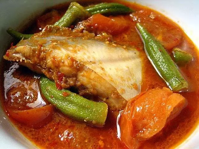 asam酸辣魚,咖喱魚,酸酸辣辣不停的添飯!