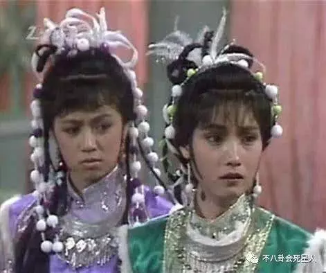 與洪金寶老婆同屆港姐,嫁惡人配角後54歲穿超短裙買百元球鞋