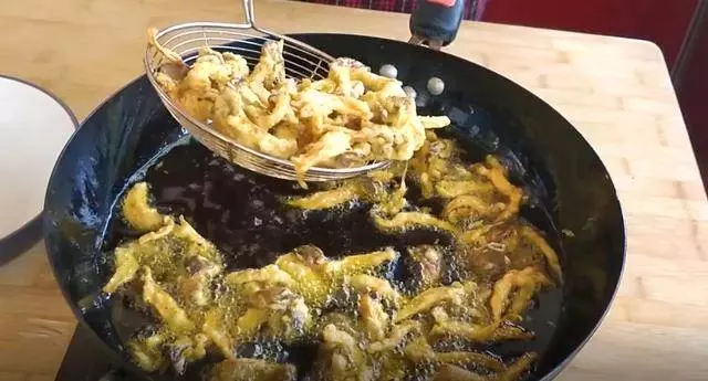 街上賣的炸蘑菇,在家做更好吃,真材實料更營養,美味簡單好方便