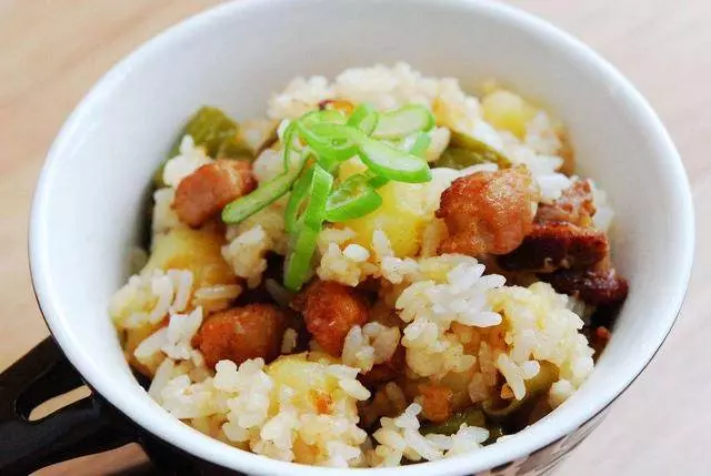 電飯鍋簡直是萬能鍋,還能做出這麼多美食,你還不知道吧