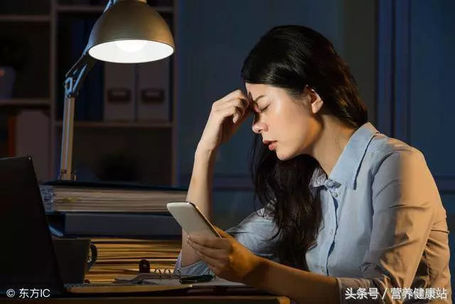 眼睛經常模糊看不清?小心是肝病惡化的徵兆