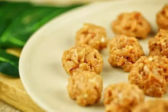 用了十年的炸丸子秘方外酥里嫩太好吃,竅門竟然這麼多