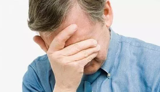 中風放血救命法瞭解知識,預防意外很多孝子看後都掉下了眼淚