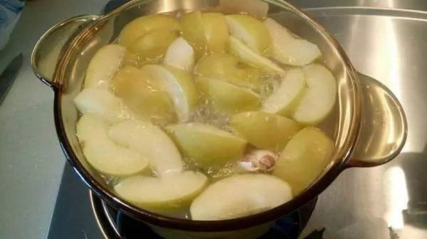 膝蓋軟骨再生靠一個動作、一杯茶,不用吃藥打針,每天10分鐘
