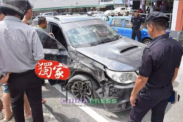 [ 大馬 ] 休旅車偷牛 牛賊狂逃20公里 鬧市就擒