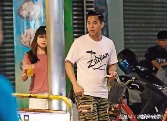 柯有倫求婚成功,女友非常漂亮,可能已懷孕,而柯有倫卻發福明顯~