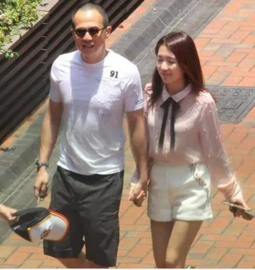 李澤楷送25歲新女友上億豪宅,梁洛施徹底被豪門拋棄