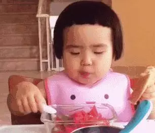 自律和不自律的孩子,過得生活完全不同,別讓你的不自律毀了孩子一生
