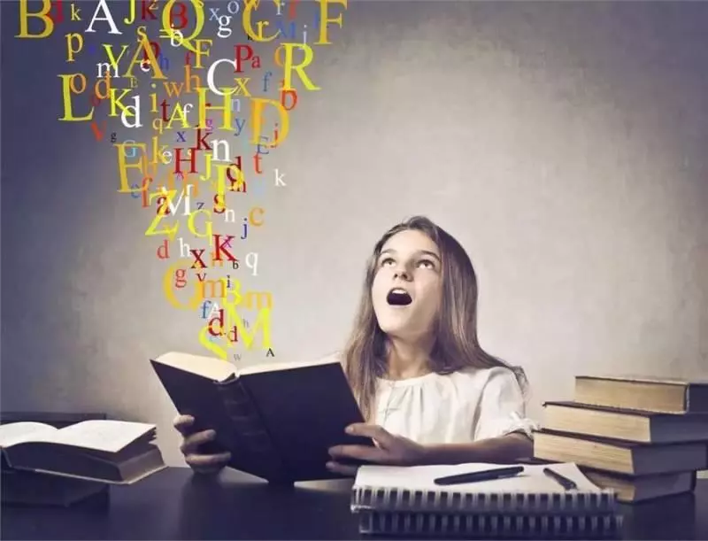 年僅4歲天才女孩懂3國語言,原來爸爸只做了這簡單的幾件事